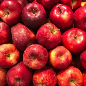 Fresh Apples <p>1kg, Handpicked</p>